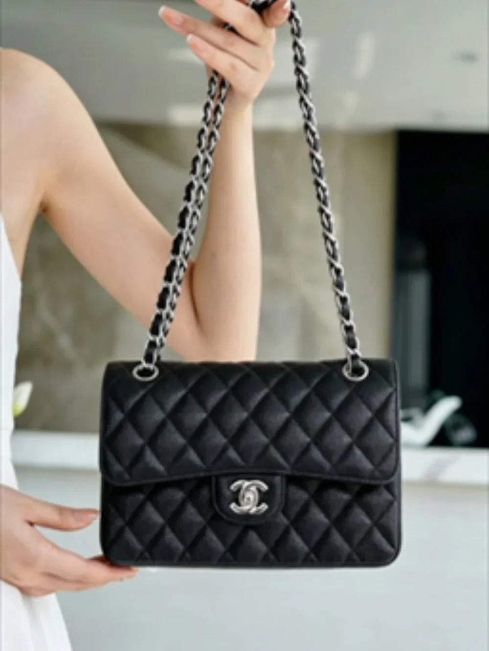 Chanel shoulder bag - Picture 7 of 7